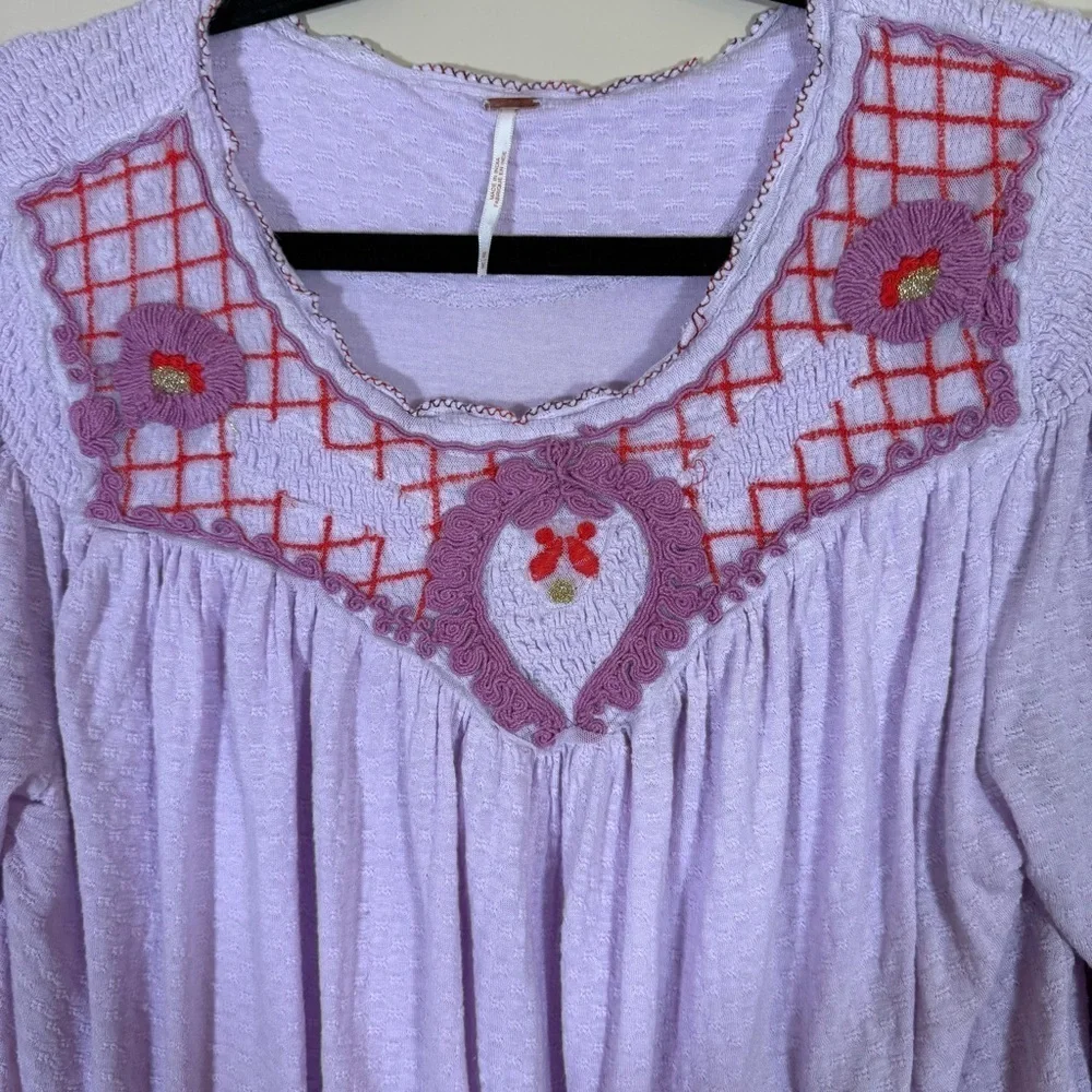 Free People Begonia Embroidered Smocked linen blend Blouse size Medium